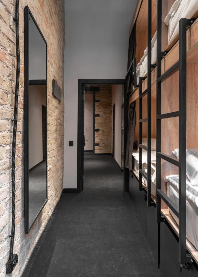 Globe Runner Hotel&hostel *