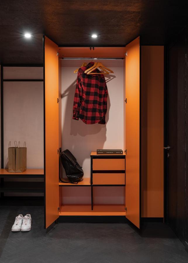 Globe Runner Hostel